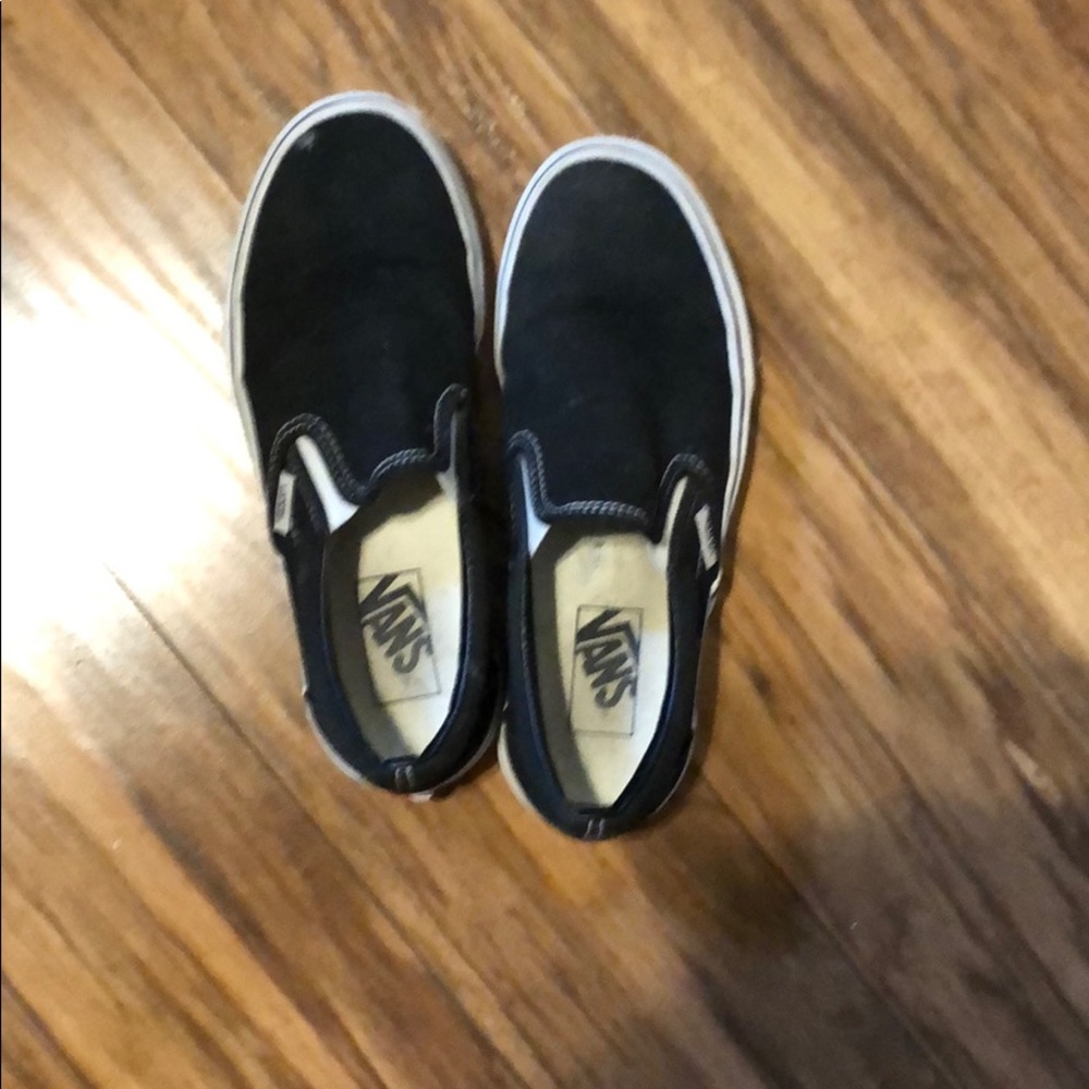 Vans - Picture 2 of 4